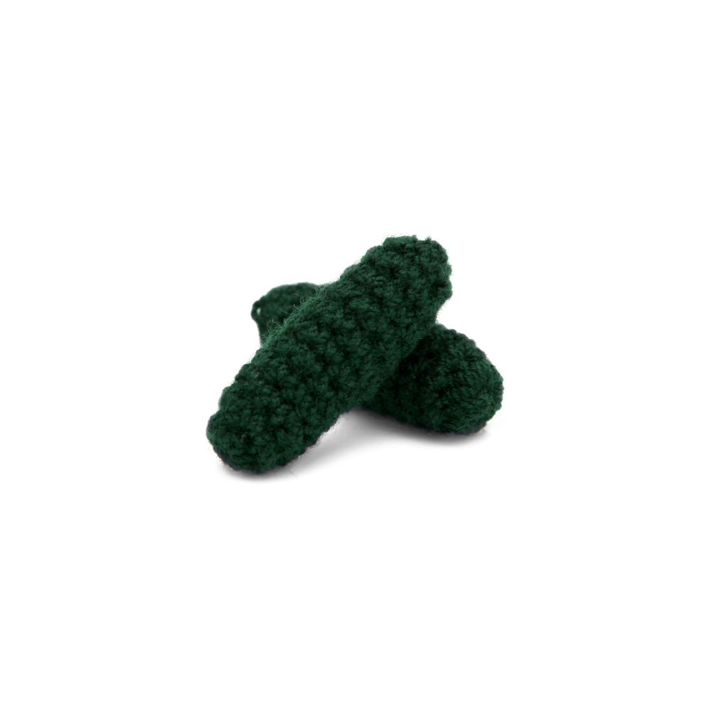 Olivettes 2" crochet-covered button in Green, worsted yarn finish